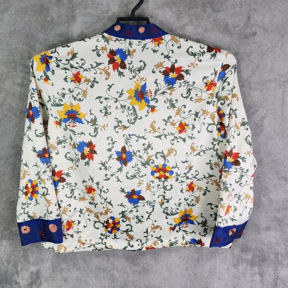 Womens Petite Cabernet Sleepwear Pajama Top Embroidered Floral Blue Trim Size PL - Picture 5 of 8